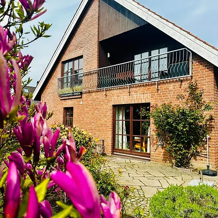 Grosse Deluxe Mit Balkon, 2 Sz Und Nur 300m Zum דירה *